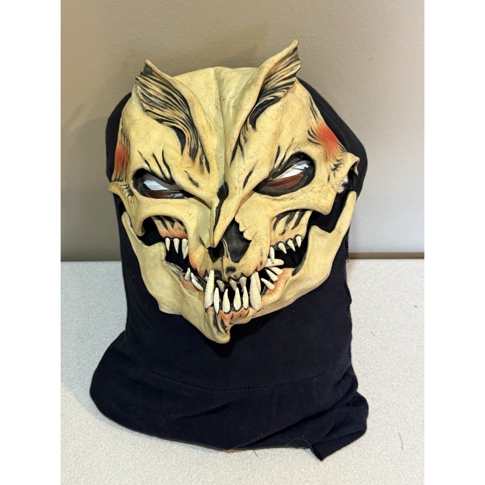 Vintage 1984 Fatal Fantasy‎ Handmade BSS Be Something Studio Fang Halloween Mask